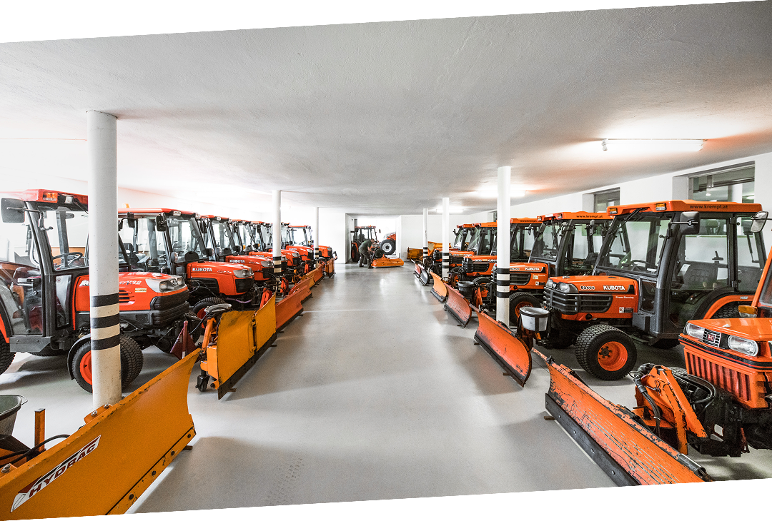 Schneeräummaschienen mit gang in der mitte